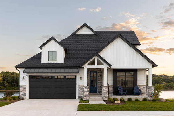 Best Emergency Roof Repair  in Milbank, SD